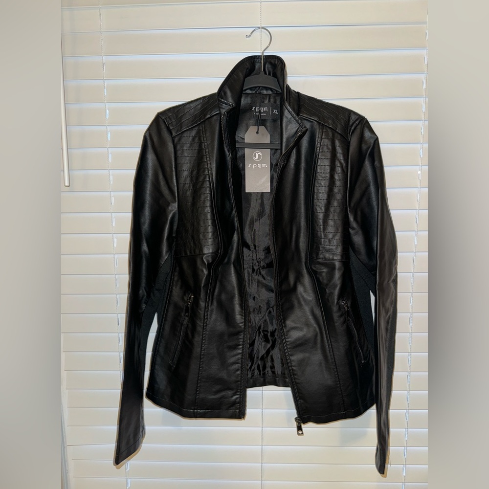 women’s black faux leather jacket